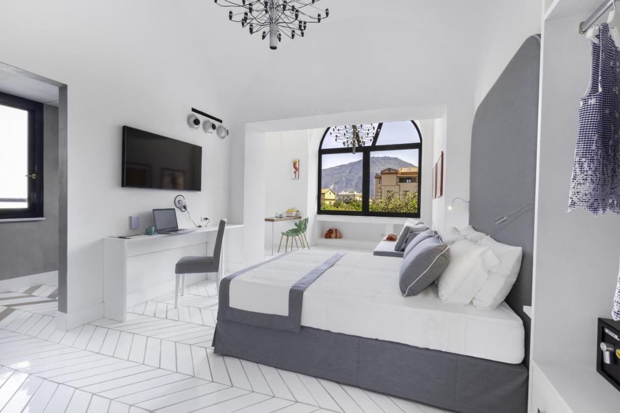 Estate4Home - Iommella Luxury Rooms Sant'Agnello Dış mekan fotoğraf